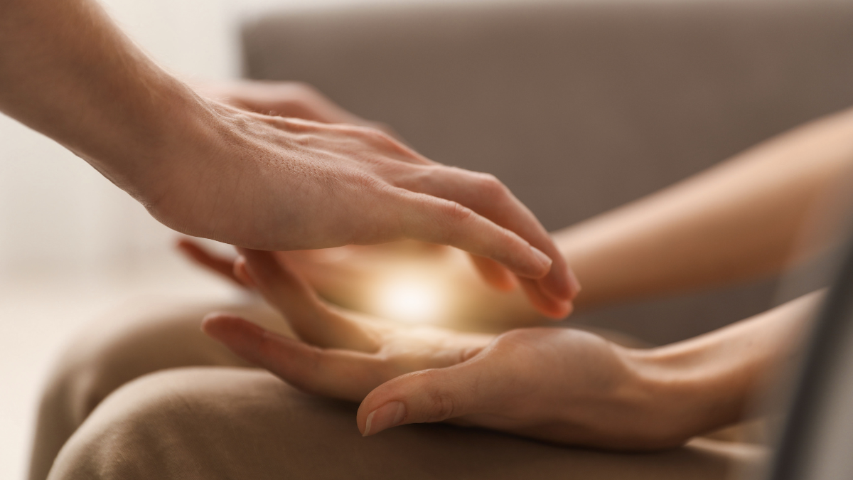 Sientes fatiga o dolor persistente? Aprende a darle a tu cuerpo las condiciones adecuadas para recuperar su equilibrio y fortalecer su capacidad natural de sanar.